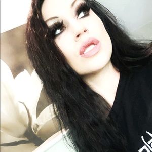 Meet your Posher, Katelyn